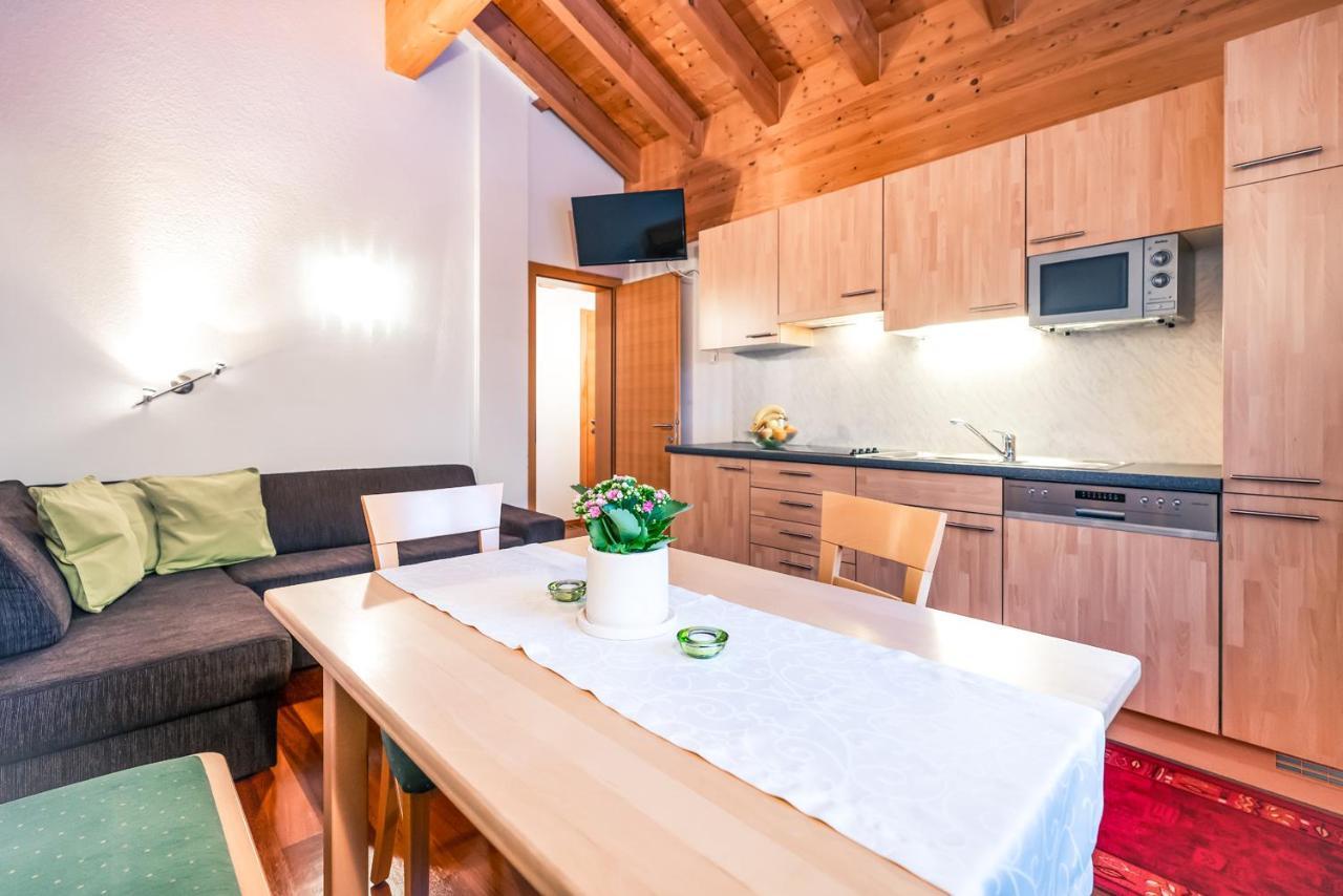 Haus Rothorn Apartment Schröcken Екстериор снимка