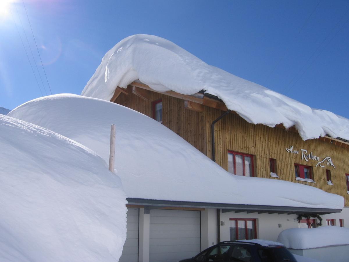 Haus Rothorn Apartment Schröcken Екстериор снимка