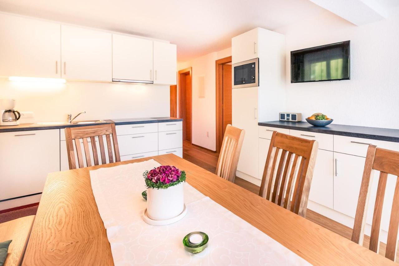 Haus Rothorn Apartment Schröcken Екстериор снимка