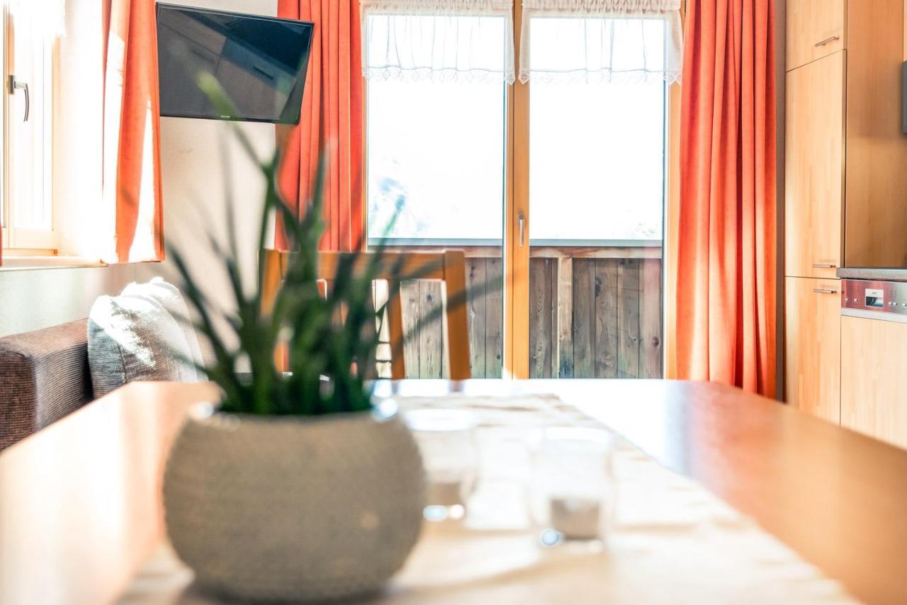 Haus Rothorn Apartment Schröcken Екстериор снимка