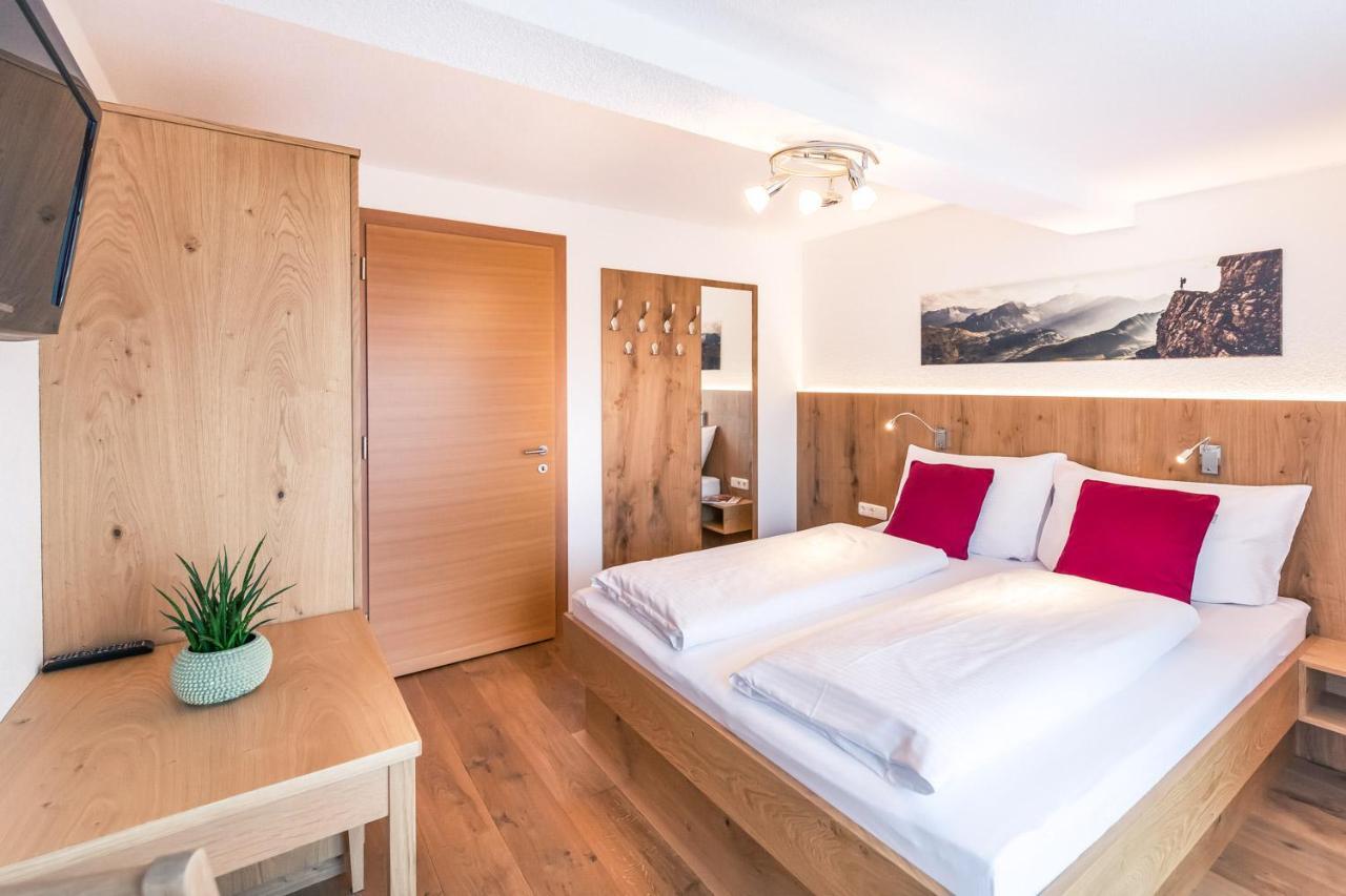 Haus Rothorn Apartment Schröcken Екстериор снимка