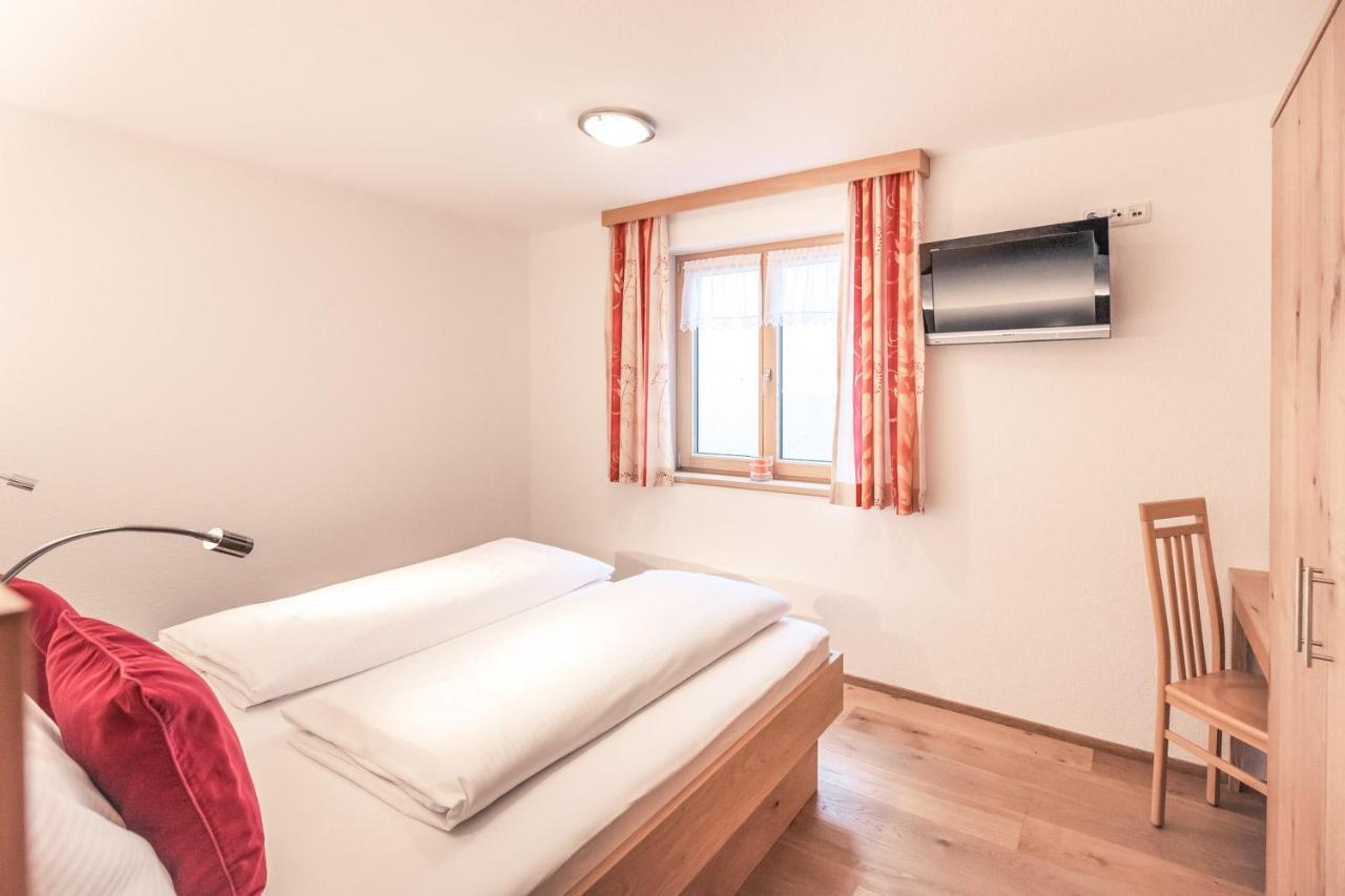 Haus Rothorn Apartment Schröcken Екстериор снимка