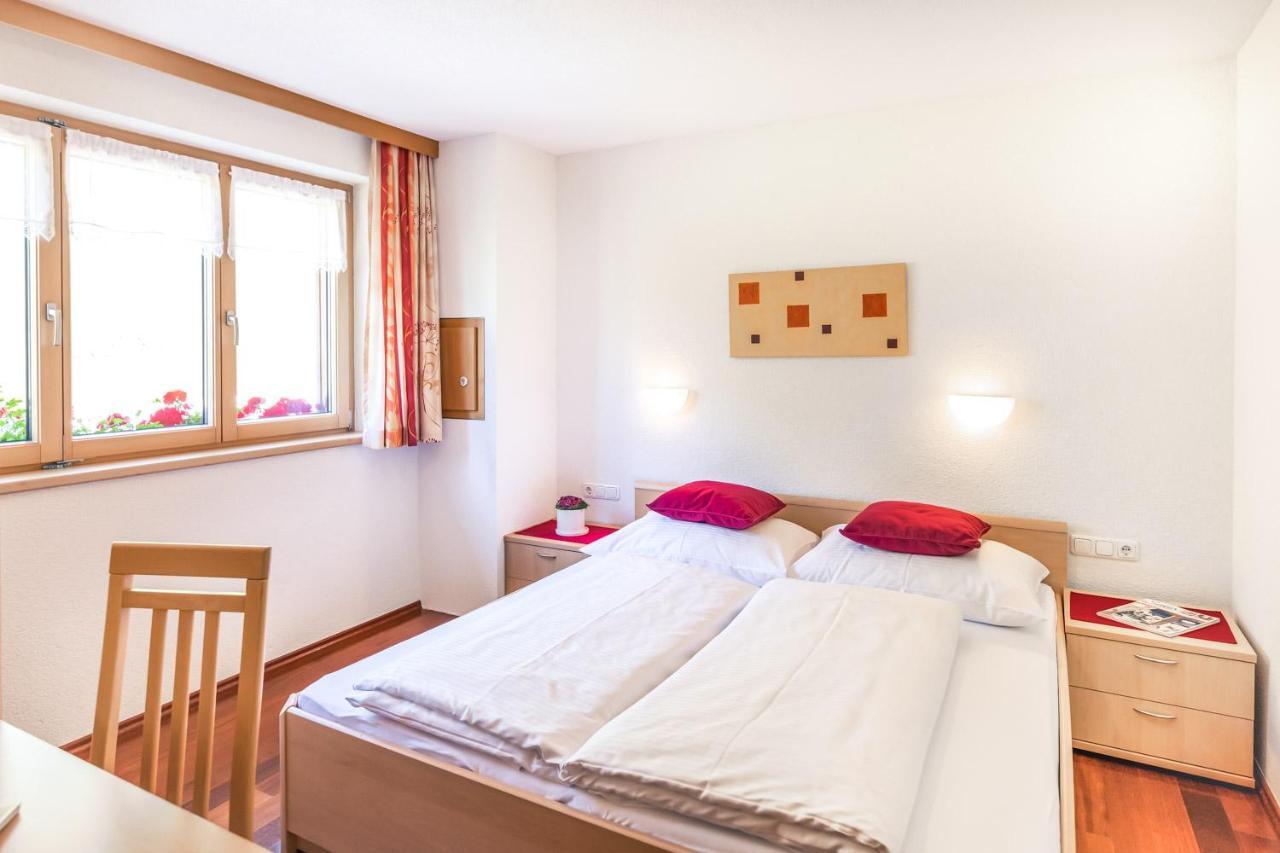 Haus Rothorn Apartment Schröcken Екстериор снимка